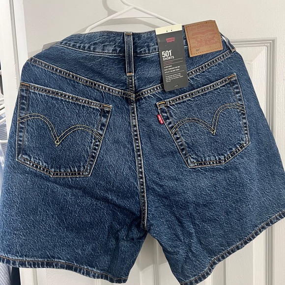 501 MID THIGH LIGHTWEIGHT WOMEN'S SHORTS Color - Canvas - Picture 8 of 11